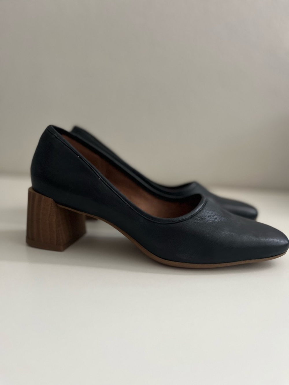 Franco Sarto Black Leather Block Heel Pumps 6M - Picture 6 of 16